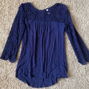 Xhilaration lace top